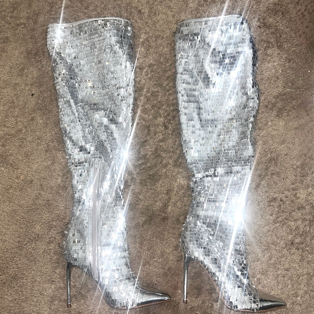 Sequin point toe stiletto heel